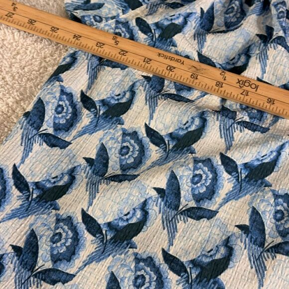 Treasure and Bond Top Womens Size large Popover Blouse light Boho Floral - Picture 7 of 12